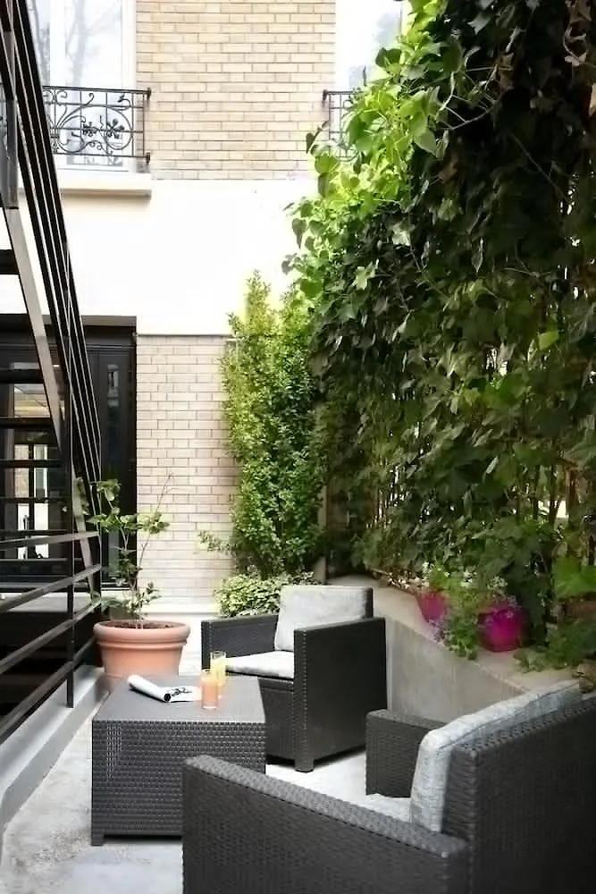 Montparnasse Alesia Hotel Paris 3*,