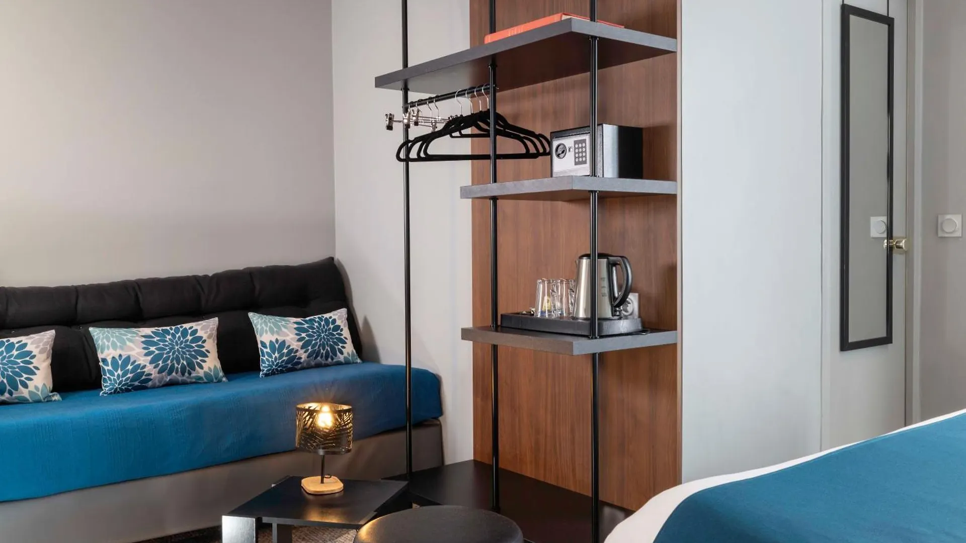 Hotel Montparnasse Alesia Paris 3*,  Frankreich